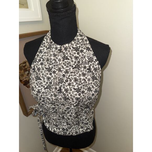 Ann Taylor Women’s Black White Floral Tank Side Tie wrap blouse Bohemian Size 6 - Picture 2 of 4